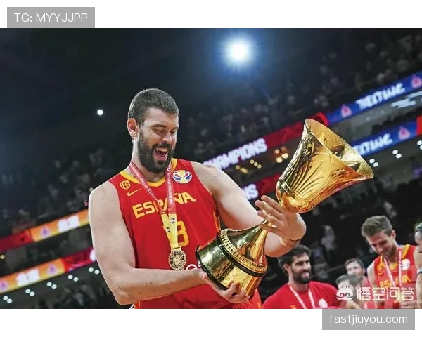 FIBA与NBA的“干扰球”规则有何区别？一次看懂国际篮联与NBA规则差异