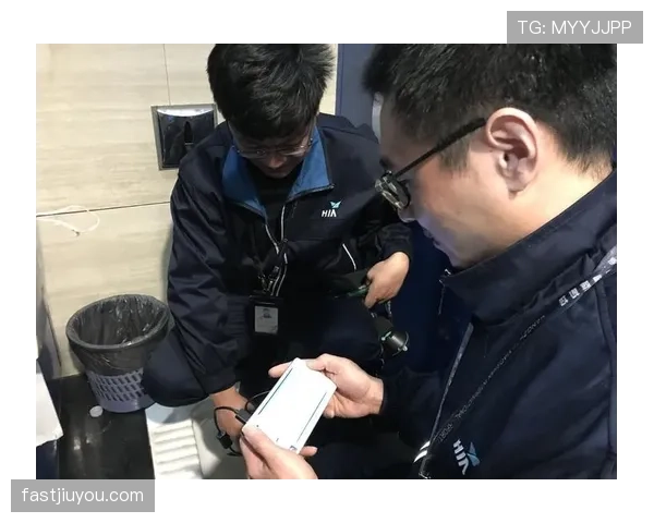 熊朝忠机场拎的那个包账单一传出来，我差点把手机摔了